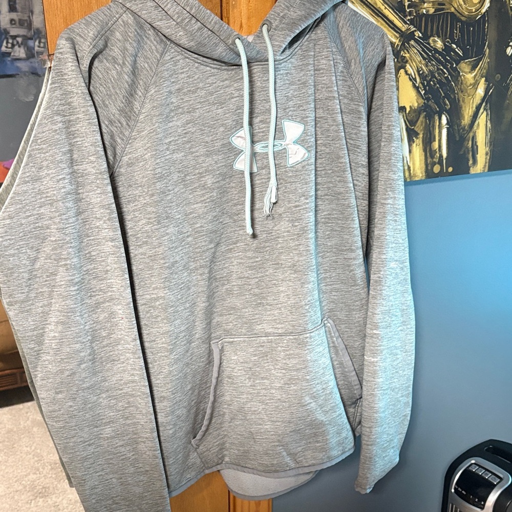 Under Armour Heather Gray Pullover Hoodie